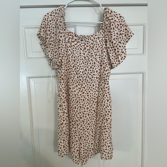 Romper - Picture 2 of 3